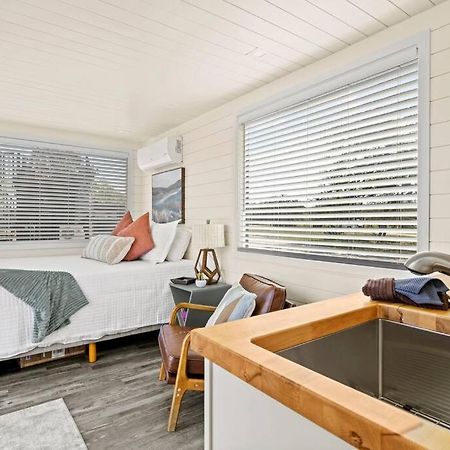 New The Sunset Luxury Container Home Fredericksburg Exterior foto