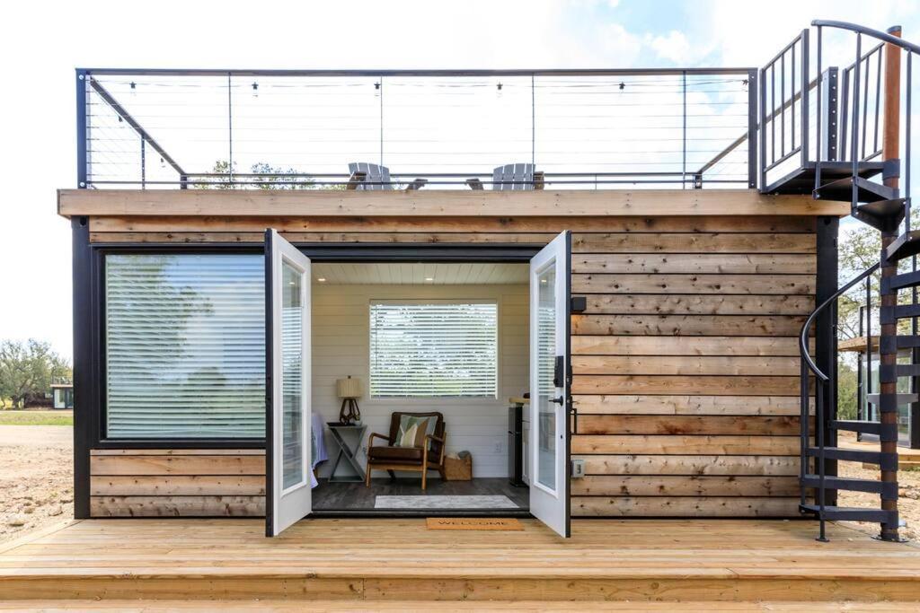 New The Sunset Luxury Container Home Fredericksburg Exterior foto