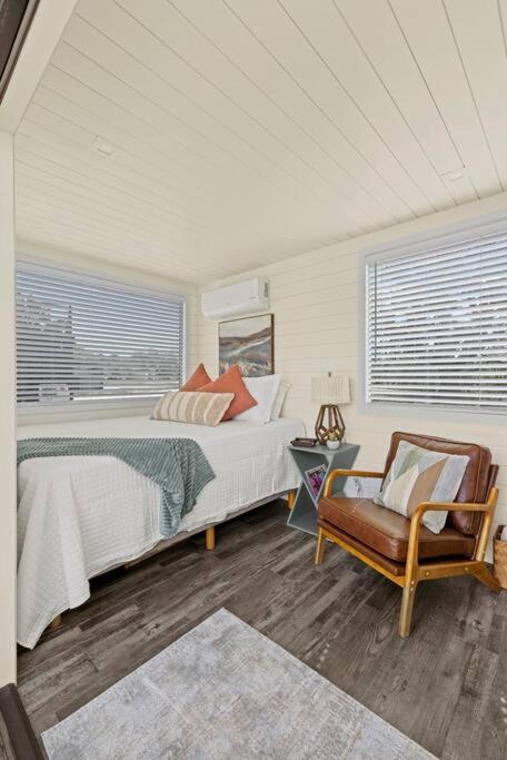 New The Sunset Luxury Container Home Fredericksburg Exterior foto