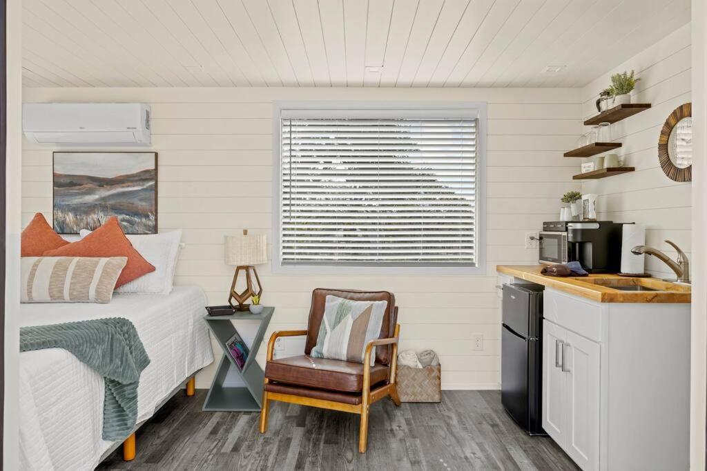 New The Sunset Luxury Container Home Fredericksburg Exterior foto