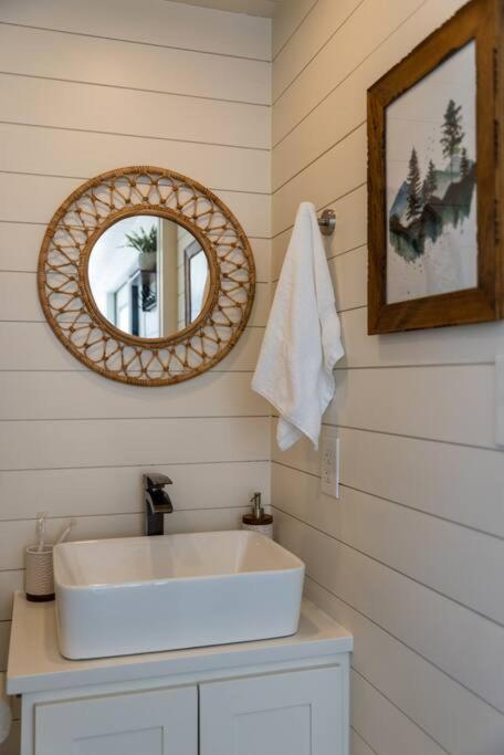 New The Sunset Luxury Container Home Fredericksburg Exterior foto
