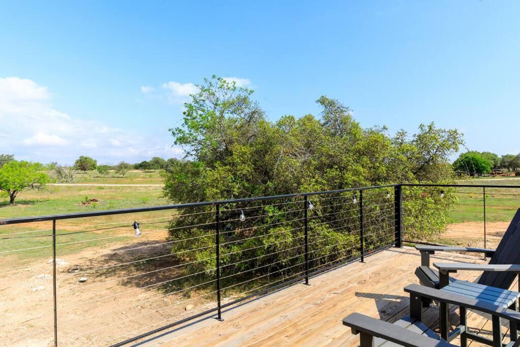 New The Sunset Luxury Container Home Fredericksburg Exterior foto